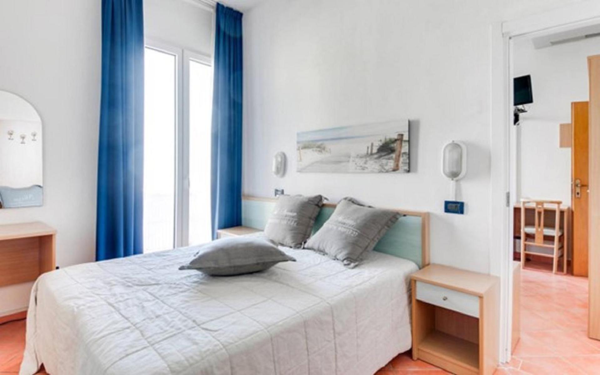 Hotel Delfino Milano Marittima Luaran gambar