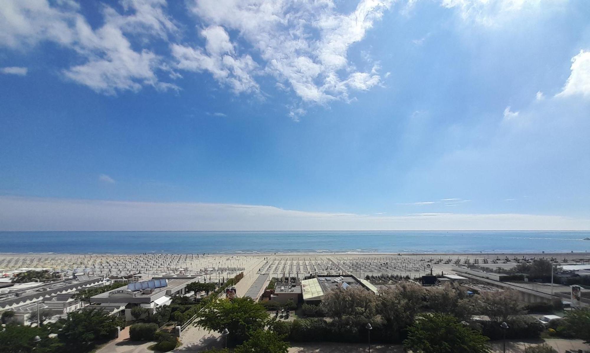 Hotel Delfino Milano Marittima Luaran gambar