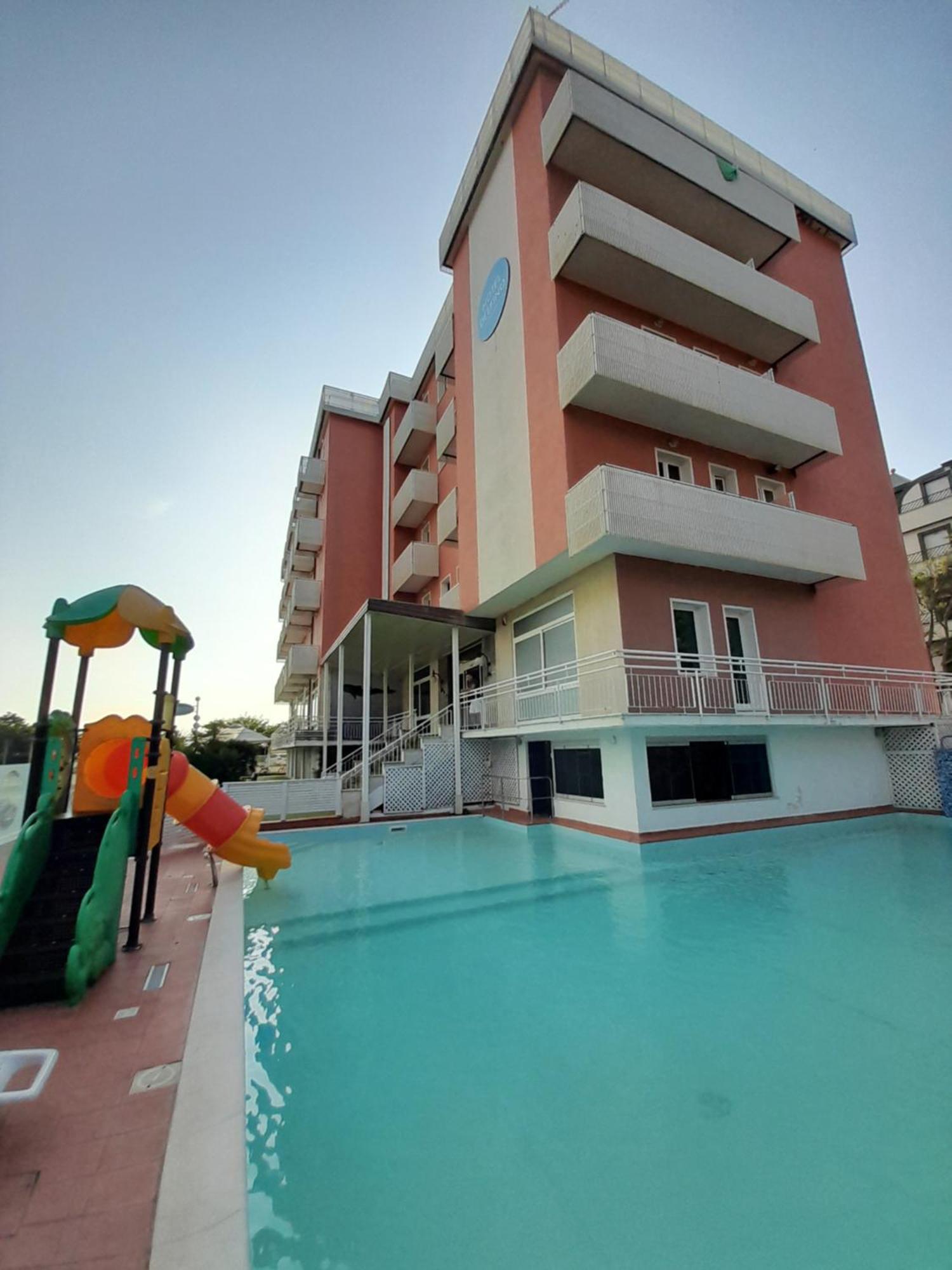 Hotel Delfino Milano Marittima Luaran gambar