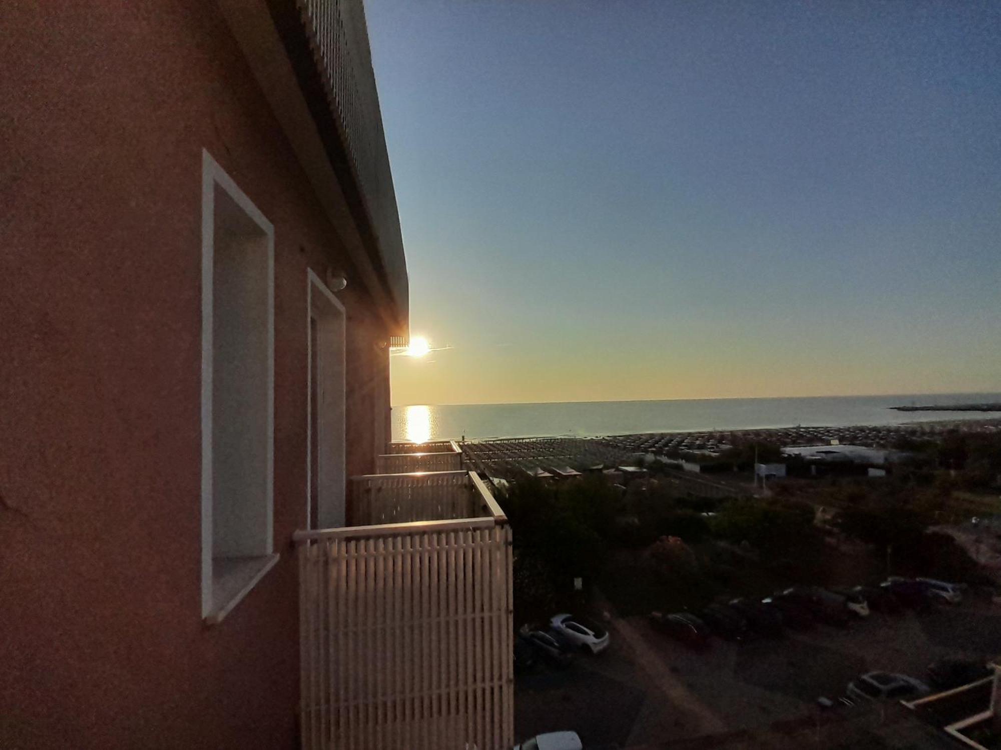 Hotel Delfino Milano Marittima Luaran gambar