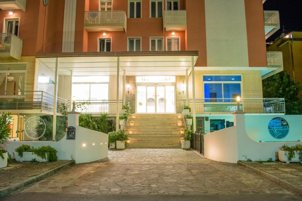 Hotel Delfino Milano Marittima Luaran gambar